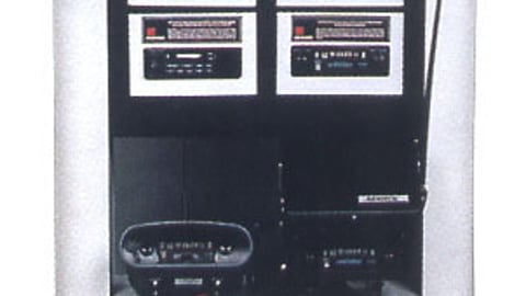 AudioVox Car/Truck Stereos Display