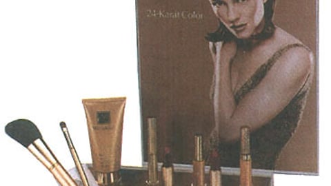 Estee Lauder 24-Karat Color Display