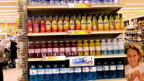 Jewel-Osco Coke 'Refresh' Sweeps Endcap