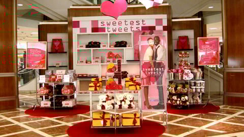 Macy's 'Sweetest Tweets' Spectacular