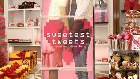 Macy's 'Sweetest Tweets' Stanchion Sign