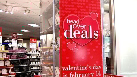 Kohl's 'Head Over Deals' Jewelry Case Panel