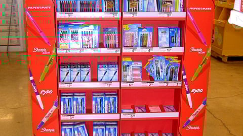 Sanford Pallet Display