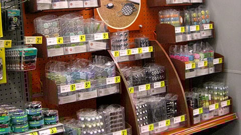 M by Staples Business Accessories In-Line Display