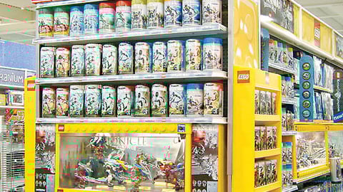 LEGO Endcap with Power Wings