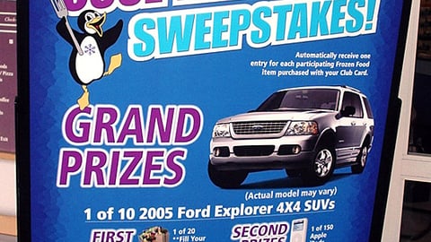 Genuardi's 'Cool Rewards' Stanchion