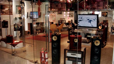 B&W Loudspeakers Store