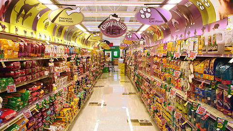 Giant Food Companion Pet Aisle