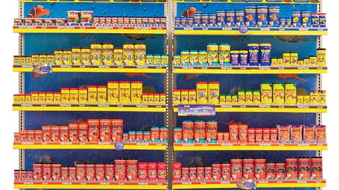 Tetra Fish Food In-Line Display