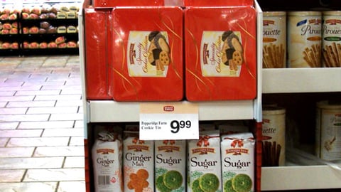 Pepperidge Farm Holiday Sweeps Shipper