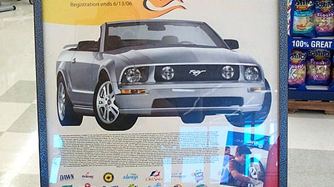 Meijer/P&G 'brandSaver' Sweeps Entry Station