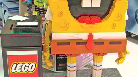 Lego SpongeBob Floor Display 
