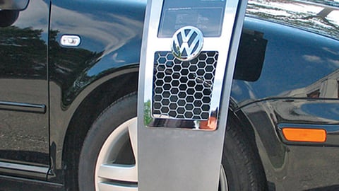 Volkswagen Canada Wheel Stand