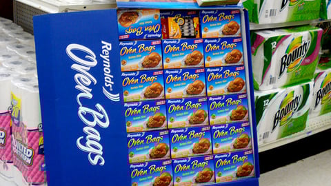 Reynolds Oven Bags Thanksgiving Shipper