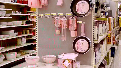 Bialetti Pink Edition Cookware Endcap