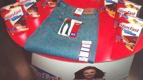 Wal-Mart 'Zip Up' Countertop Display