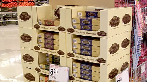 Hershey's Pot of Gold Half-Pallet