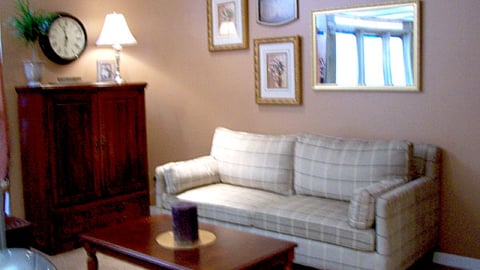 DiGiorno Pizzeria Living Room