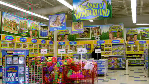 Toys "R" Us 'Backyard Wonderland' Merchandising
