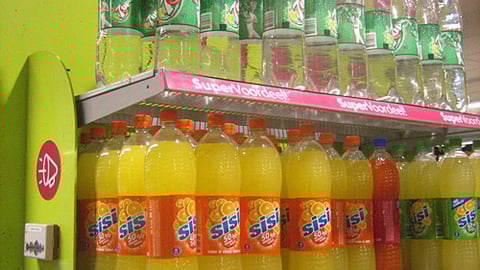 Super de Boer Beverage Endcap