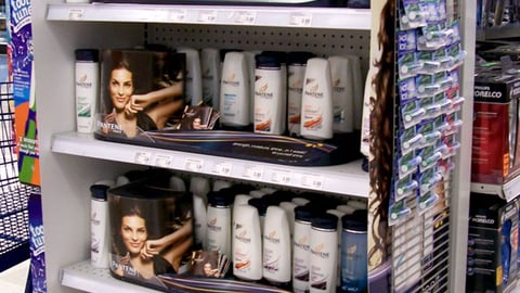 Pantene Pro-V Endcap