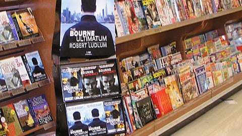 'Bourne Ultimatum' Floorstand