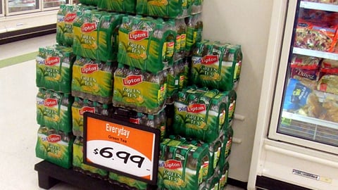  Bottom Dollar End-Aisle Pallet