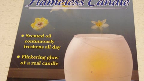 Glade Flameless Candle Floor Cling