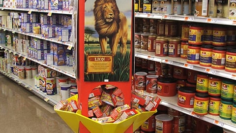 Nabisco Barnum's Animals Dump Bin