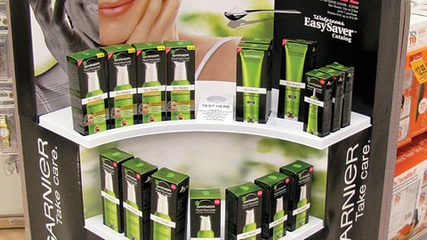 Garnier Nutritioniste Walgreens Corner Endcap