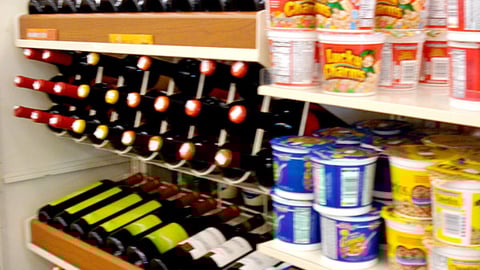 7-Eleven Sonoma Crest Cellars Rack