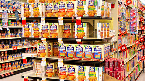 Safeway 'Living Well' Quaker Endcap