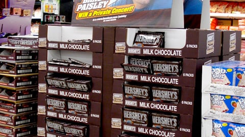 Hershey's Brad Paisley Pallet Display