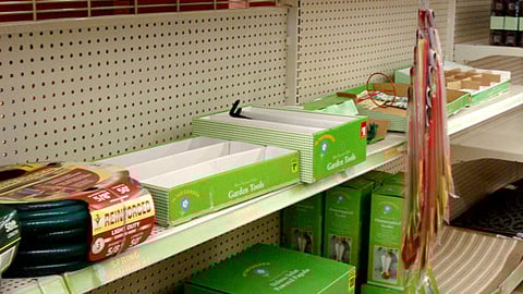 Dollar General 'In the Garden' Merchandising