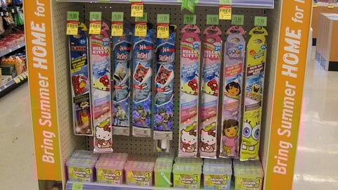 Walgreens 'Bring Summer Home' Endcap