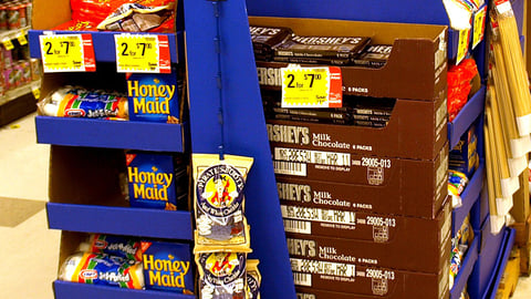 Kraft Hershey's 'More S'mores' Pallet Display