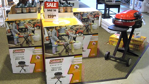 Dick's Coleman Grill Merchandising