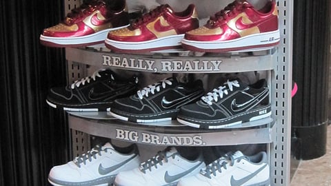 Champs 'Big Brands' Rack