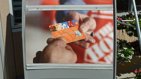 Home Depot 'No Interest' Credit Card Sign