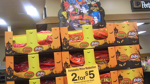 Hershey's 'Boo Crew' Case Card