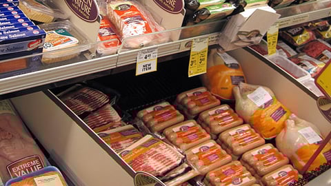 Dominick's Open Nature Merchandising