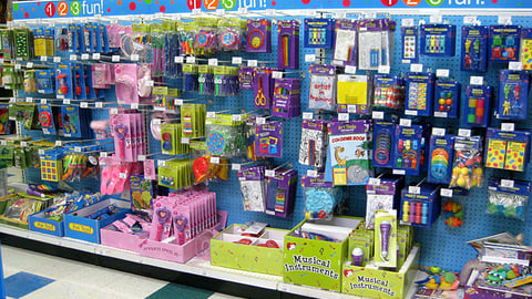 Toys "R" Us '$1, $2, $3 Fun!' Display