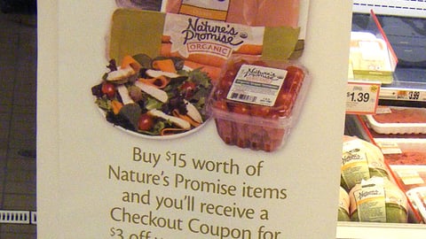 Giant-Landover Nature's Promise Stanchion Sign