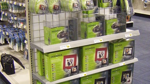 Best Buy Insignia Endcap