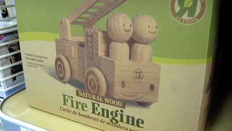 Toys "R" Us Sustainable Packaging