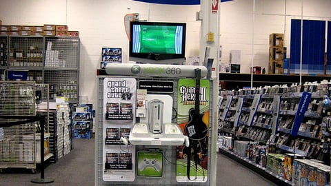 Best Buy Xbox 360 Demo Station