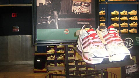 Dick's Sporting Goods Adidas 'Test Run 28' Stanchion