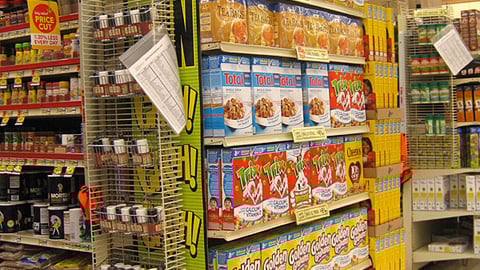 Jewel-Osco General Mills 'Win Cash' Endcap