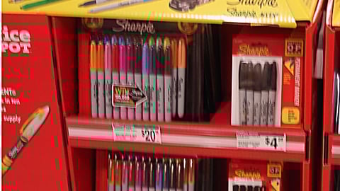 Office Depot/Sharpie Pallet Display
