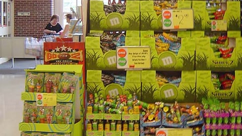 Masterfoods' 'Shrek 2' Lobby Display